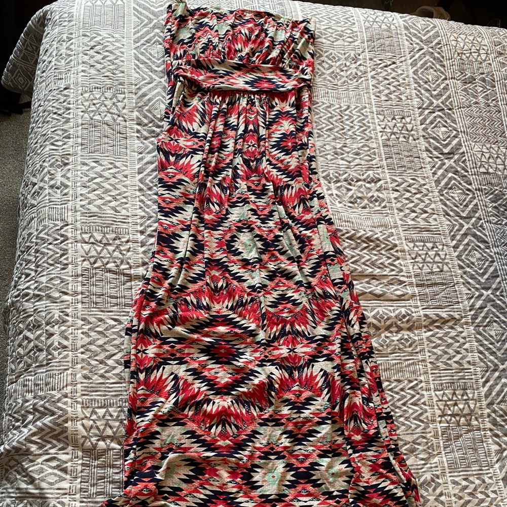 Junior’s strapless maxi dress